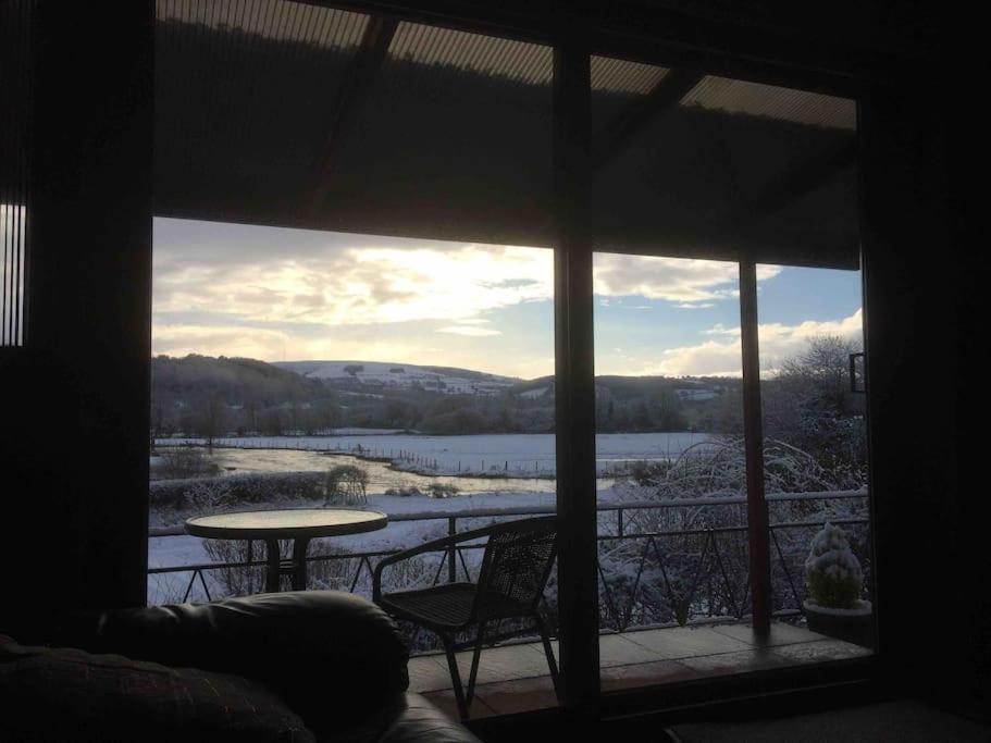 Riverside In Heart Of Lampeter, West Wales Chalet Lampeter