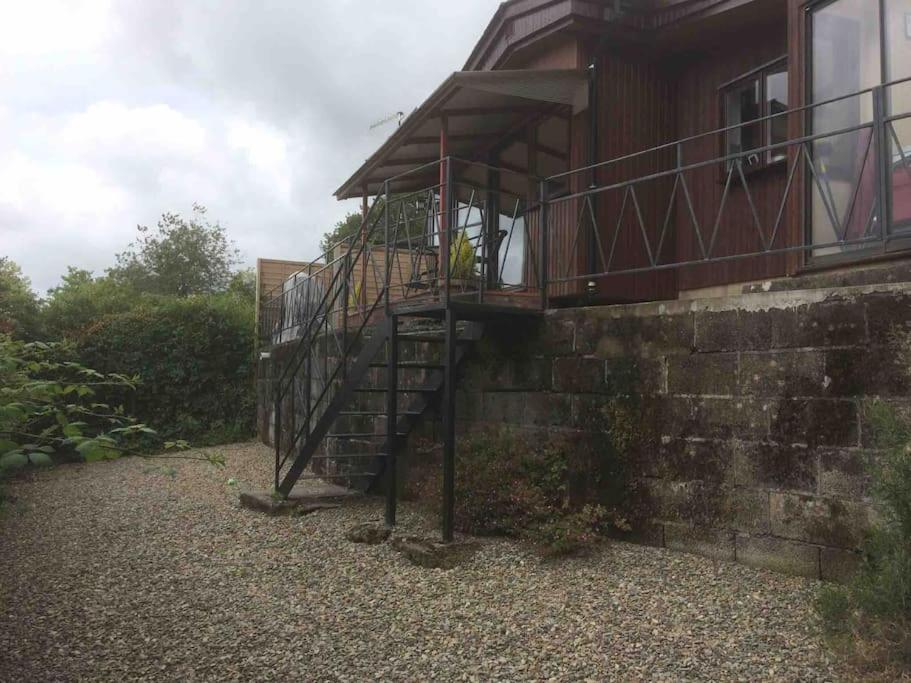 Chalet Riverside In Heart Of Lampeter, West Wales